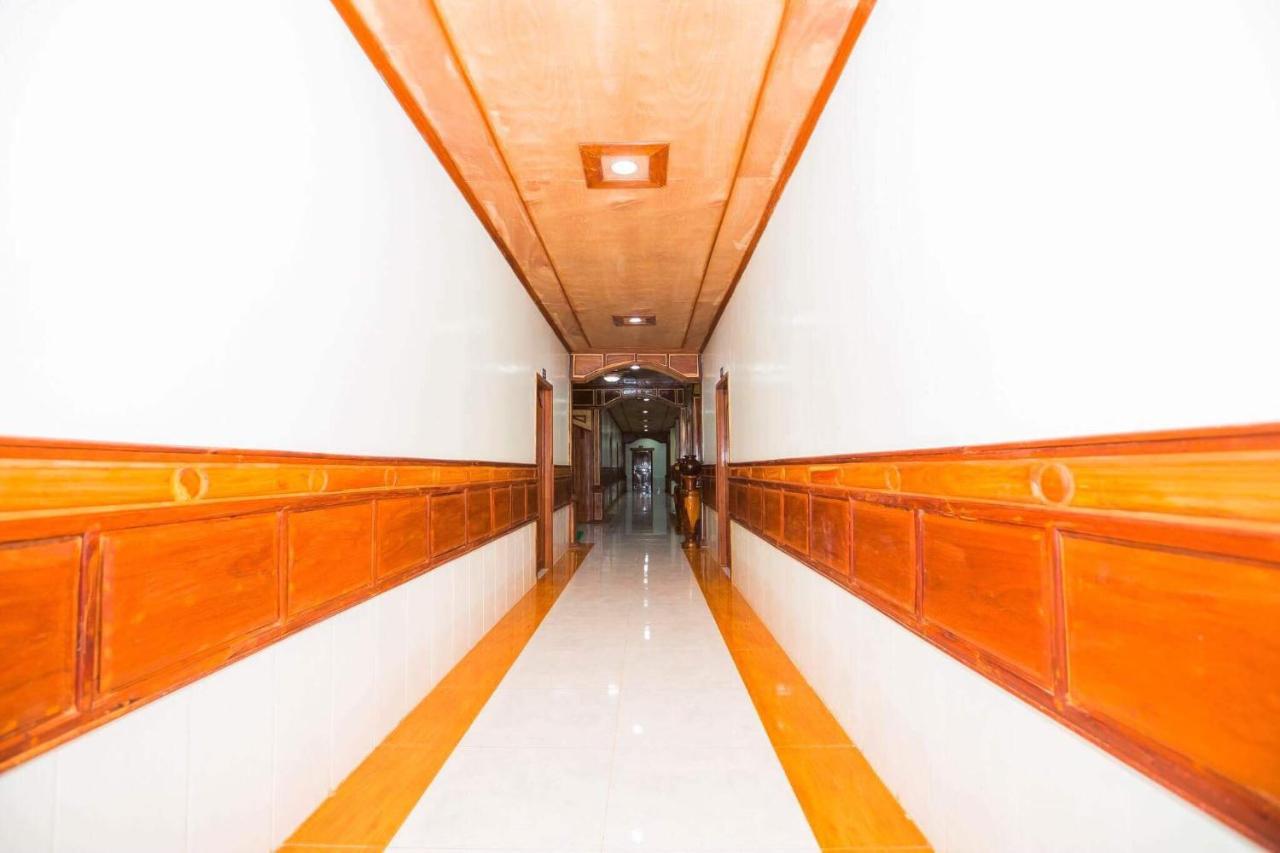 Ly Meng Hotel Battambang Exterior foto